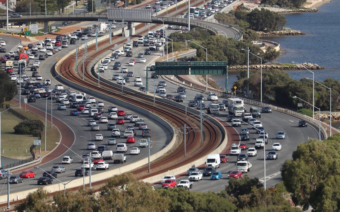 Marxes aquests ponts de desembre? No desesperis amb les cues a la carretera